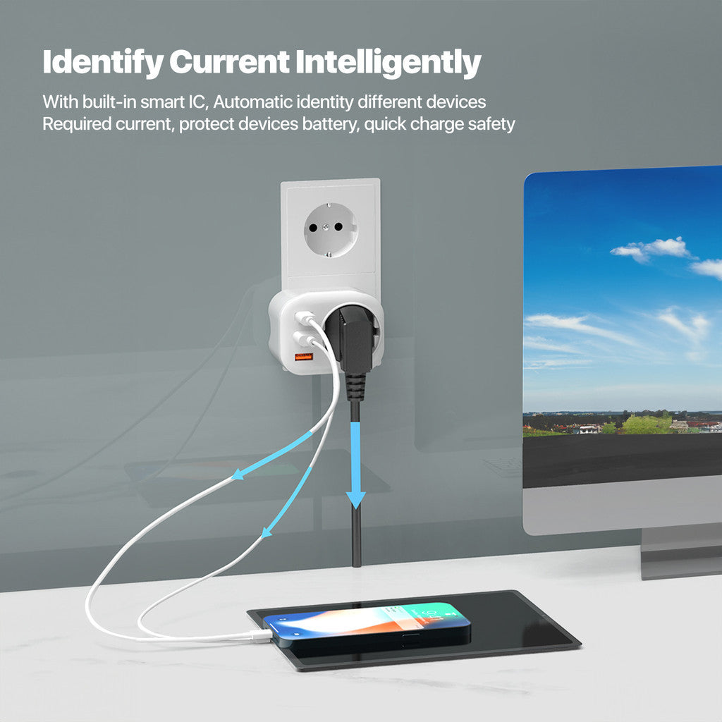 KiiP C26T Travel Adaptor 20W Fast Charging Dual USB (18W)/Type-C (25W)
